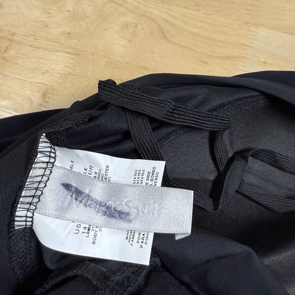 Magicsuit NWT Bianca One Piece Romper Swimsuit Black Size 14 Halter Wireless Bra - Picture 6 of 11